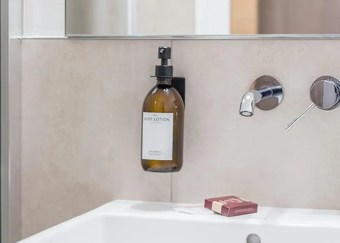 Isabel * Μπολζάνο