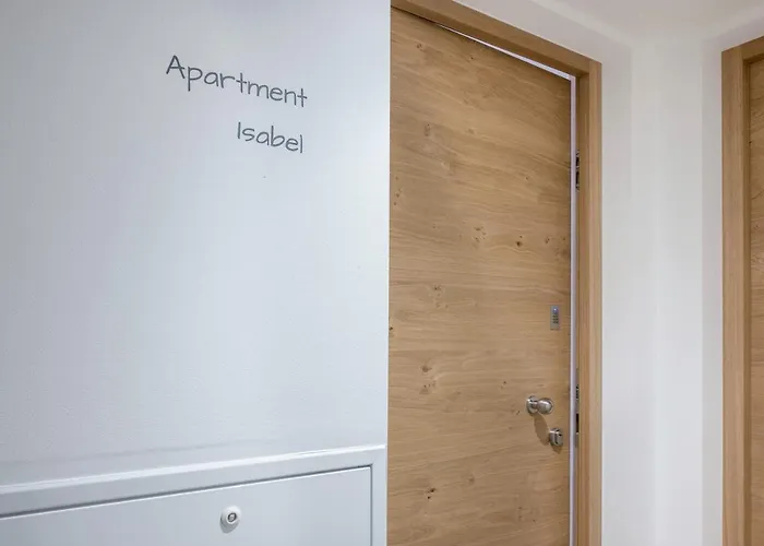 Isabel Апартаменты